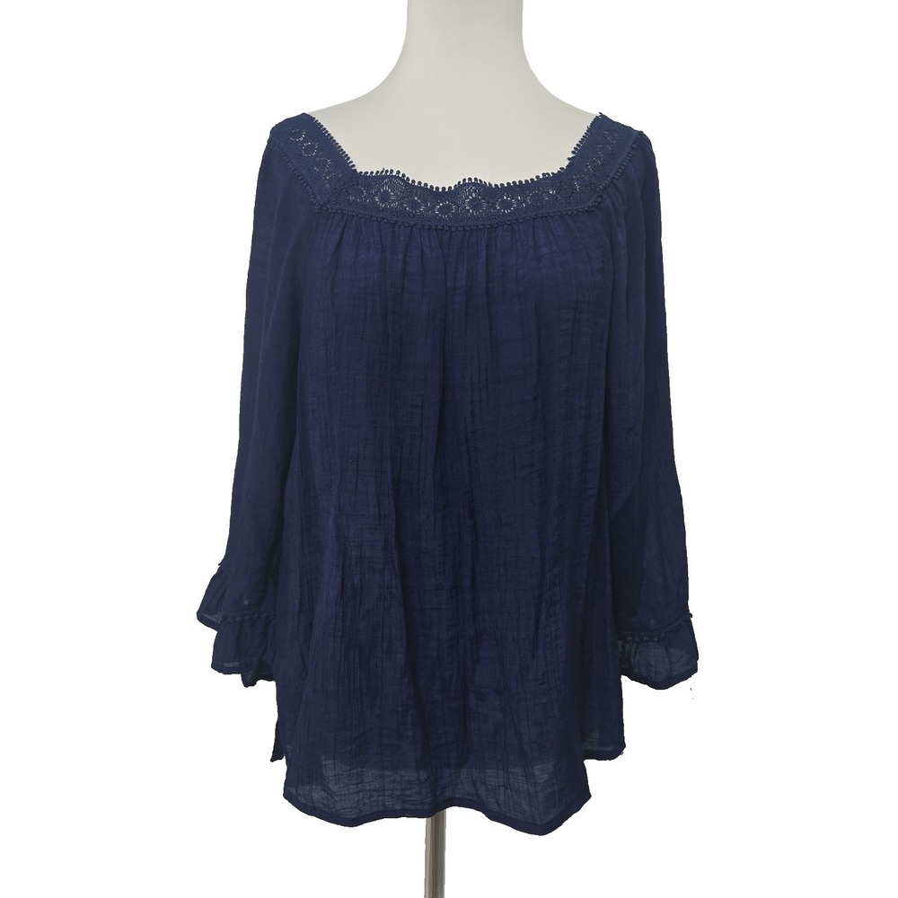 Metrology Medium M Navy Crinkle 3/4 Sleeve Eyelet Square Neck Gauzy Blouse Top